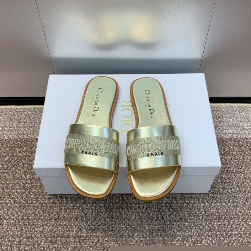 ch**an D*or slippers